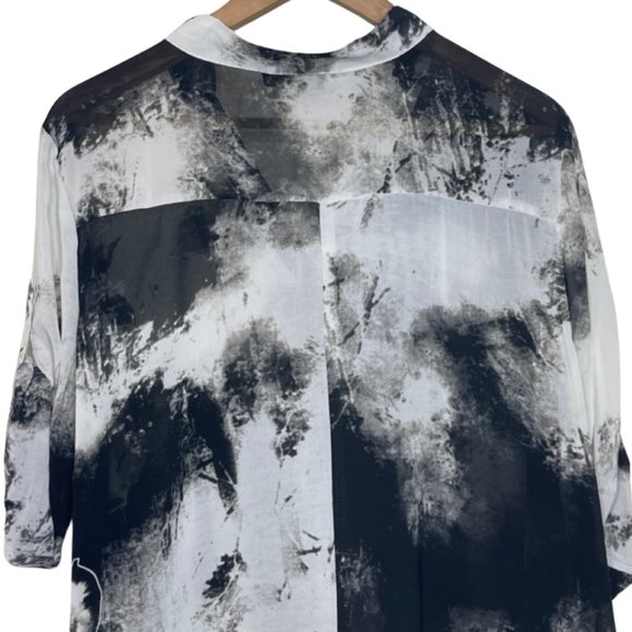 YING @ CAI | Black & White Mono Tie Dye Sheer VNeck Lightweight Blouse | Size 4X - Picture 6 of 10